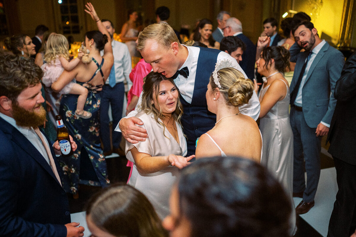 Farmington Country Club Wedding Photographer - Hunter and Sarah Photography-103