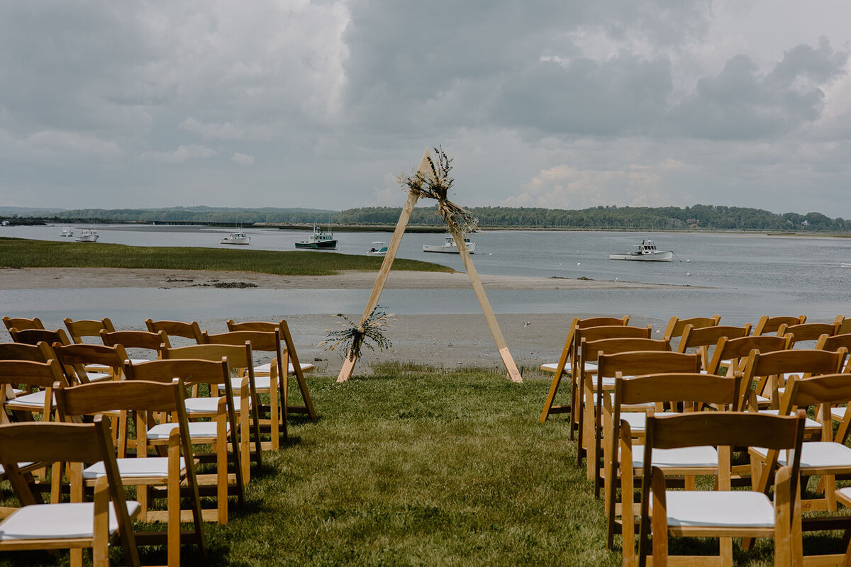 Corinne & Traynor Wedding Day - Grounds & Decor-06