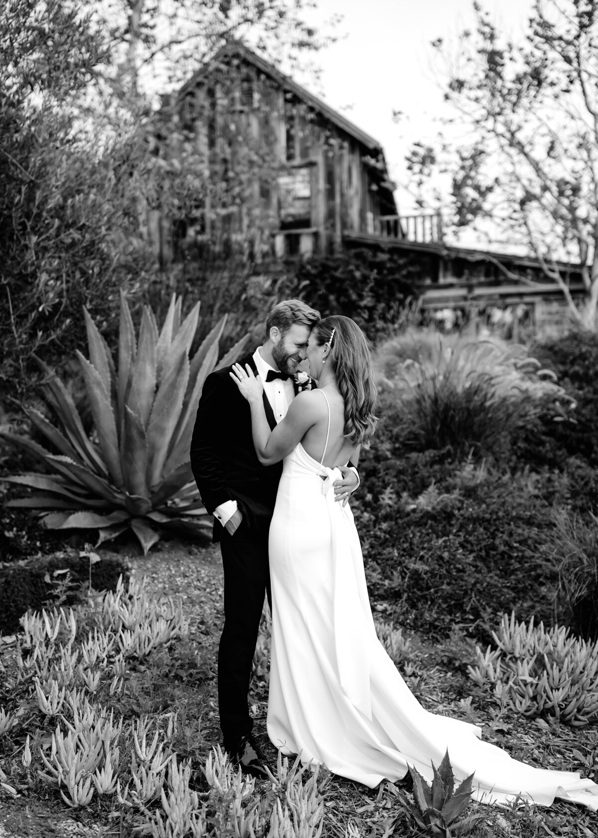 10222023_MaryBeth+BryceWedding_VenturaCA_AnjaJensenPhotography-324