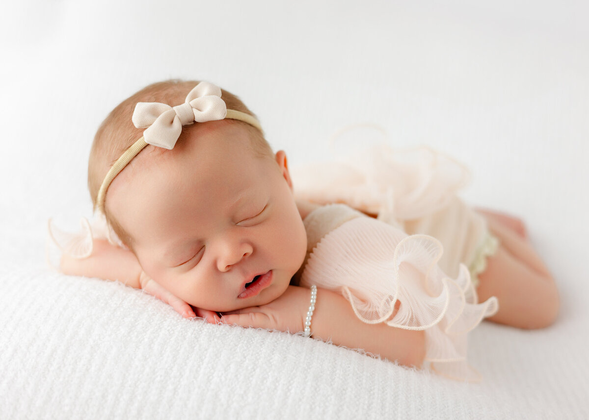 Savannah-newborn-photographer-14