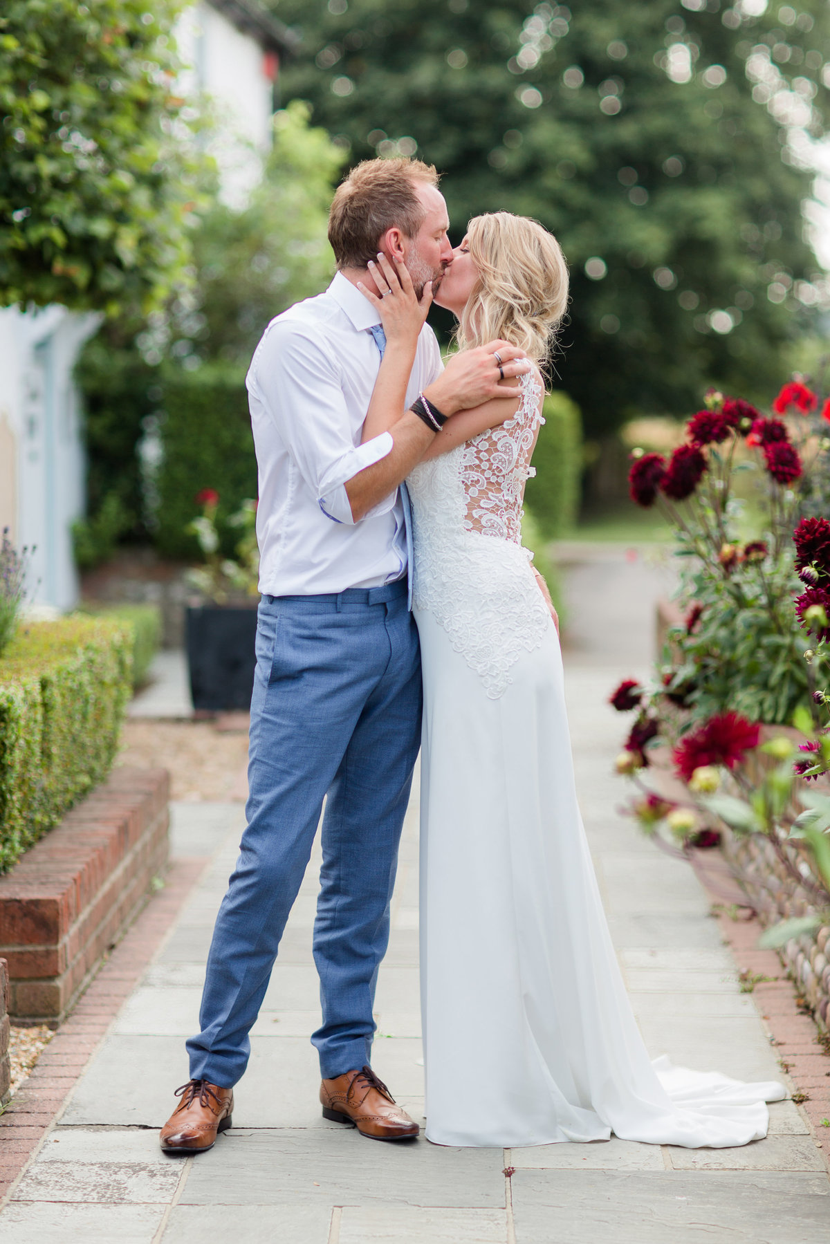 adorlee-0452-southend-barns-wedding-photographer-chichester-west-sussex