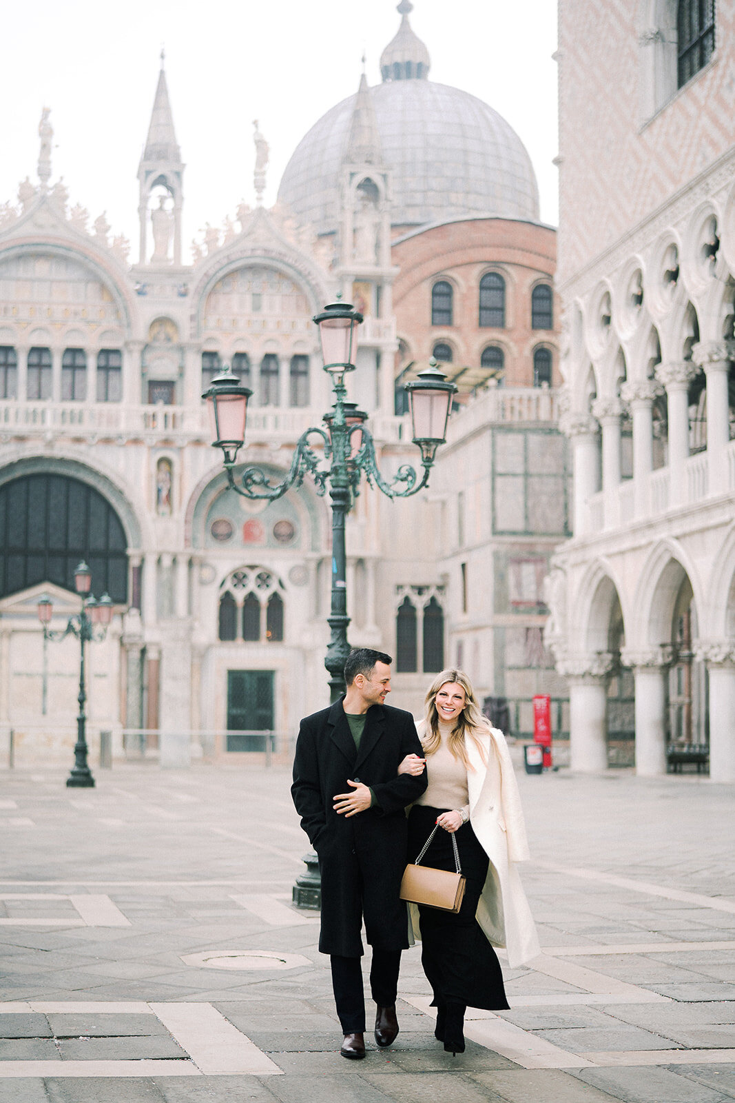 venice-italy-couple-photographer-fashion-editorial24