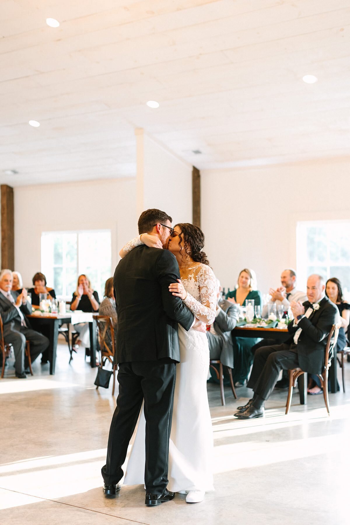 Bride and Groom Wedding Portaits Kelynn and Mathew Evansville Owensboro363