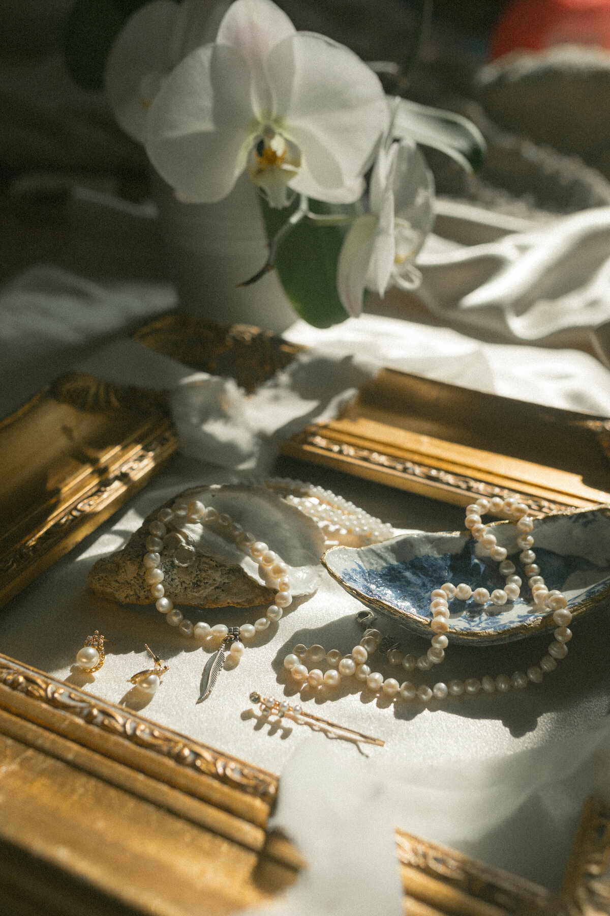 Katherine Krakowski Reno Lake Tahoe Photographer Wedding Flat Lay Oyster and Pearls-17