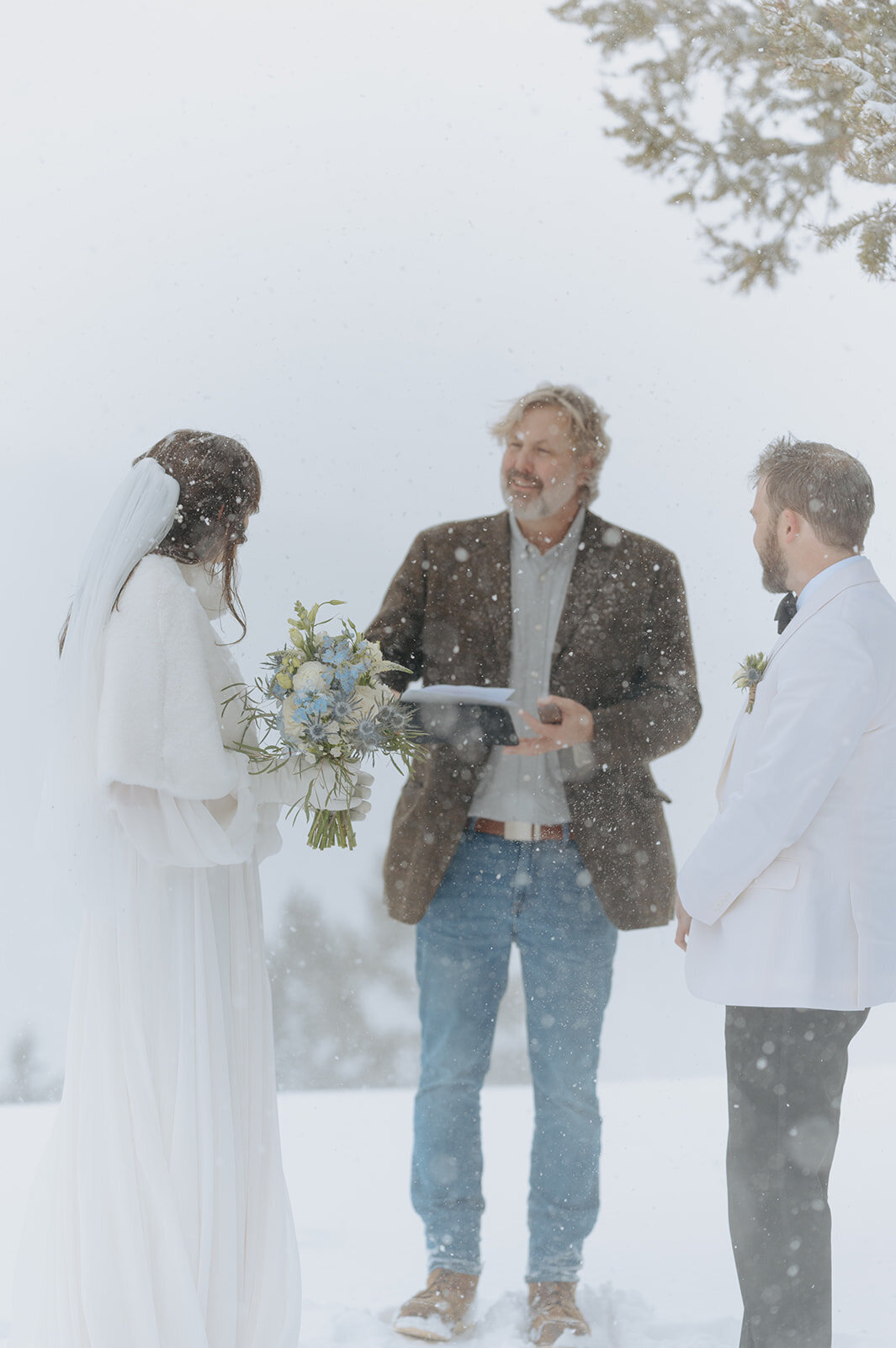 Winter-Elopement-B-T-154