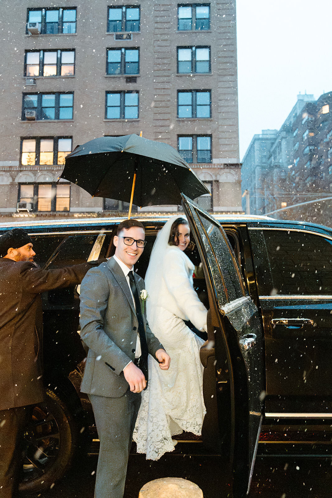 Snowy night time wedding portraits New York City wedding | Oduma photography-4