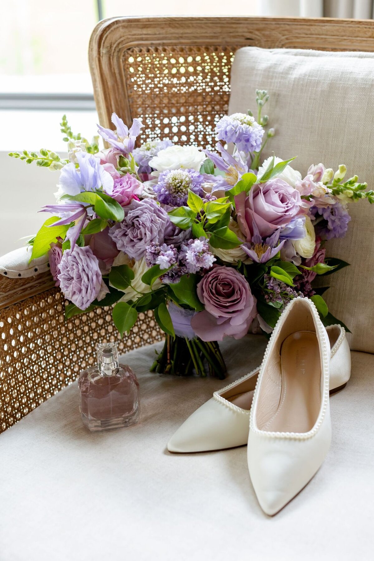lavender-wedding-florals-houston-florist-tamara-menges-02