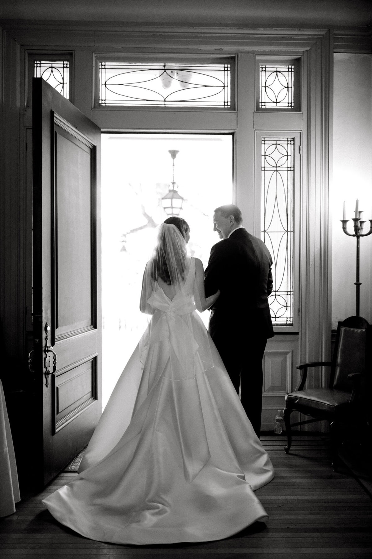jaclyn-fisher-events-planning-romantic-riverfront-garden-wedding-in-philadelphia-33