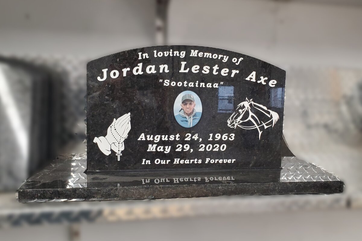 horse engraving for headstone saskatoon