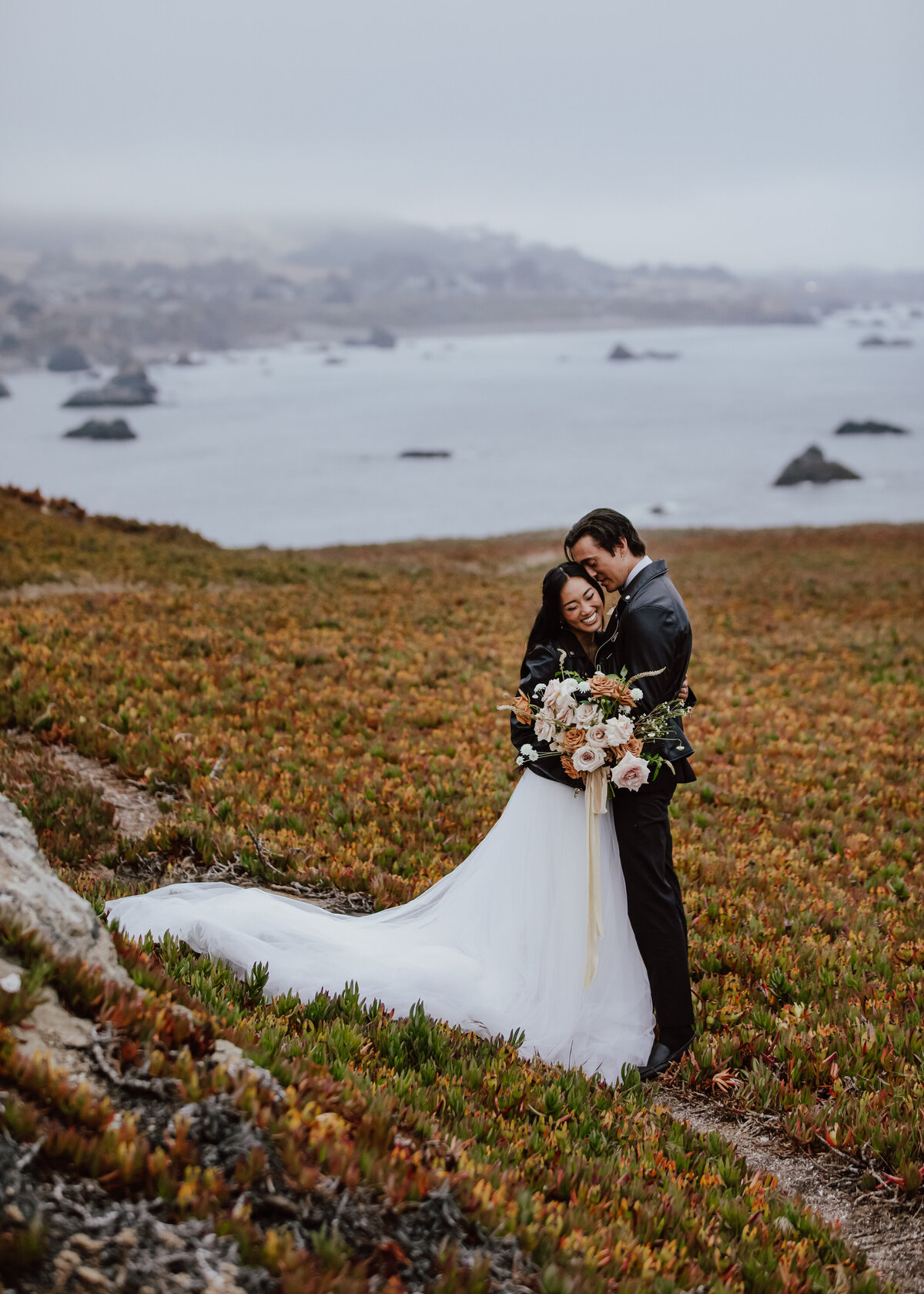 07312021_Chris+KaylaElopement_BodegaBayCA_AnjaJensenPhotography_98