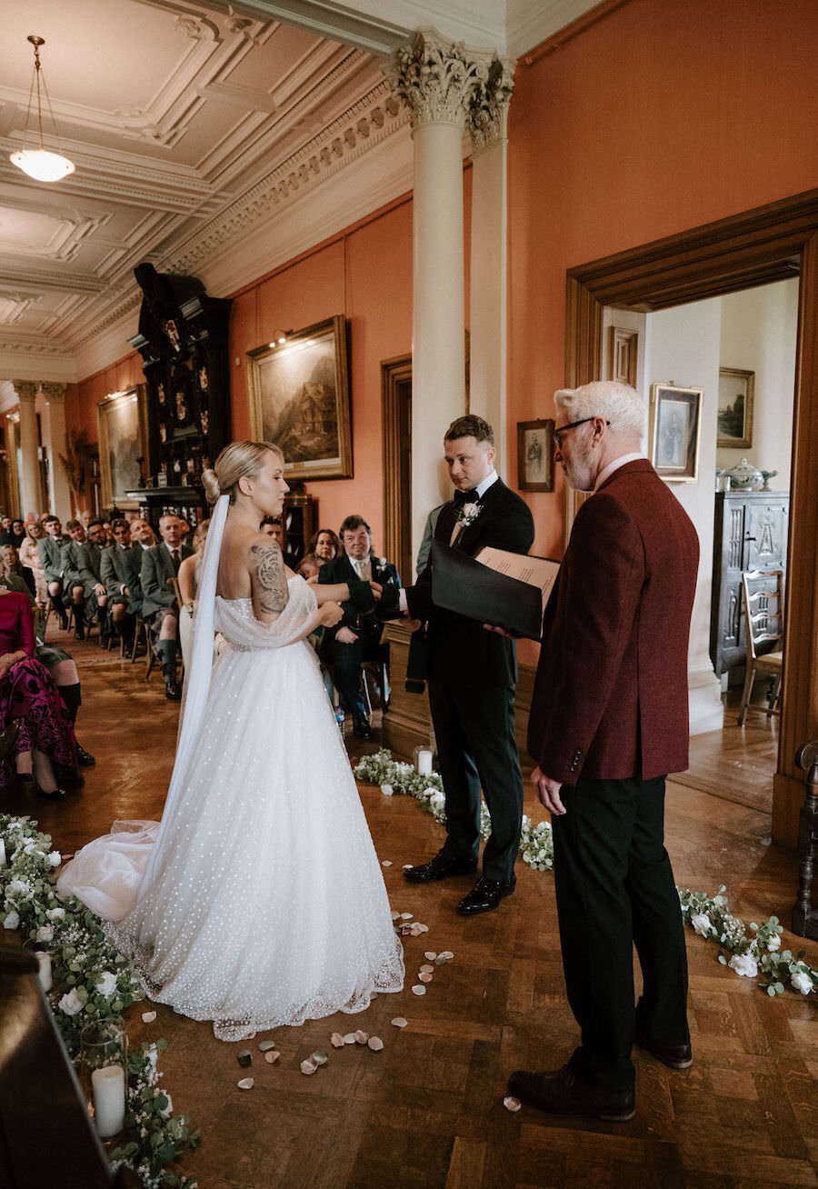 Nicola-Campbell-Timeless-Wedding-Photographer-Scotland-Errol-Park-Siobhan&Cameron-31