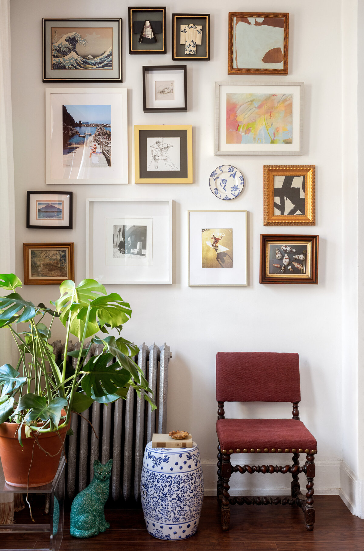 corinthian_hires_living_02