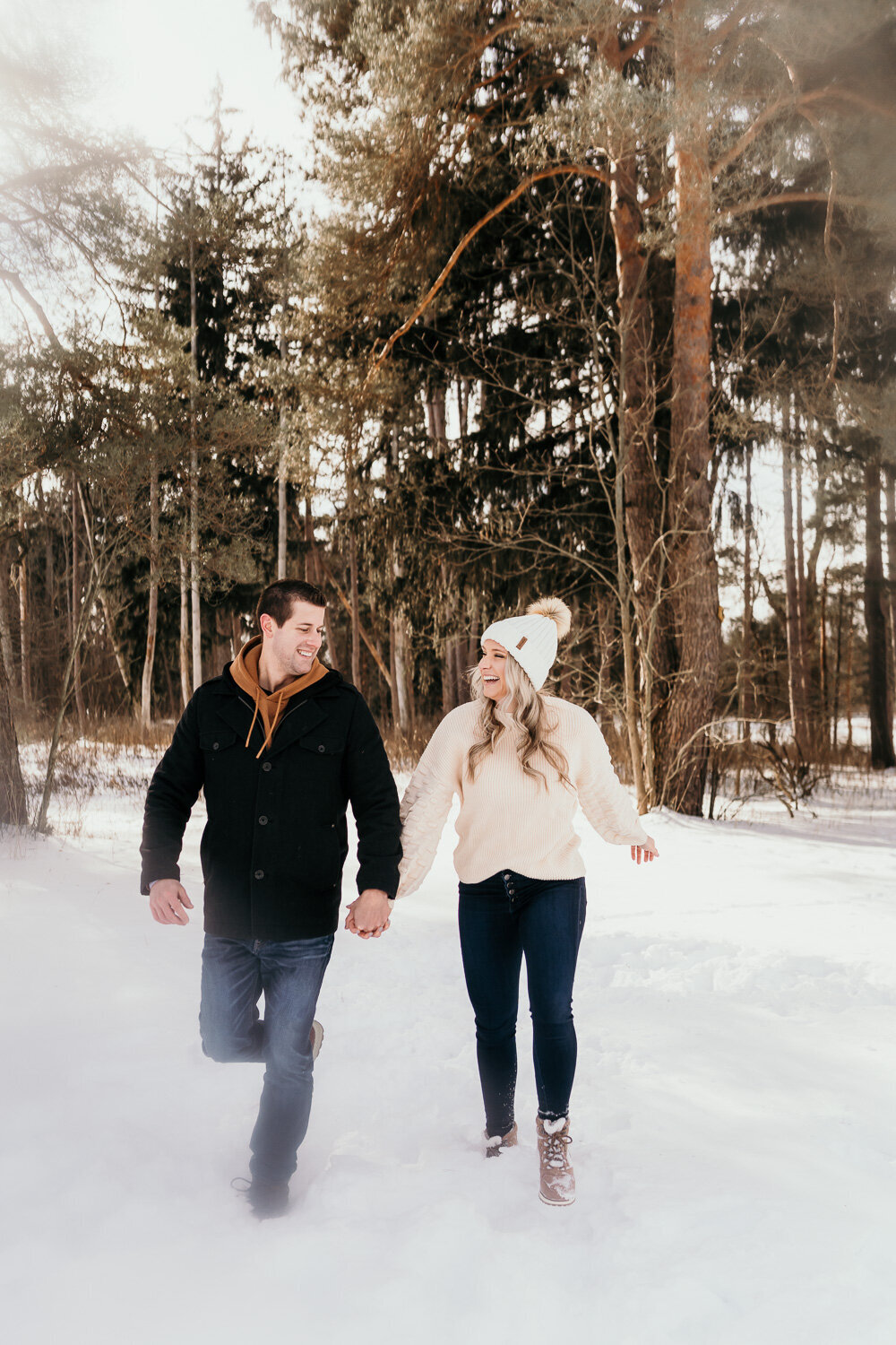 Buffalo-NY-Winter-Engagement_photoshoot-45