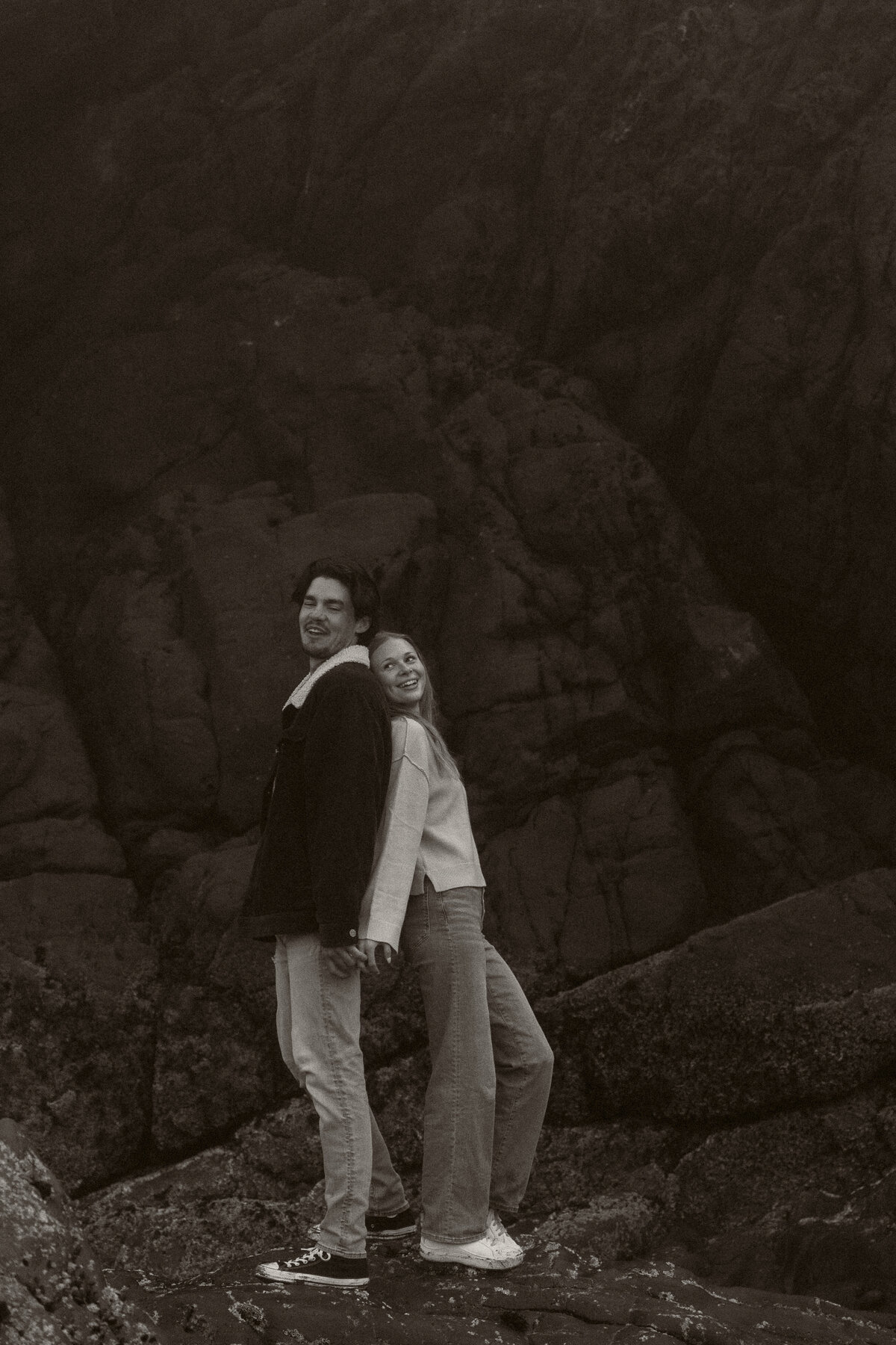 AbbyReePhotography-OregonCoastCouple-70