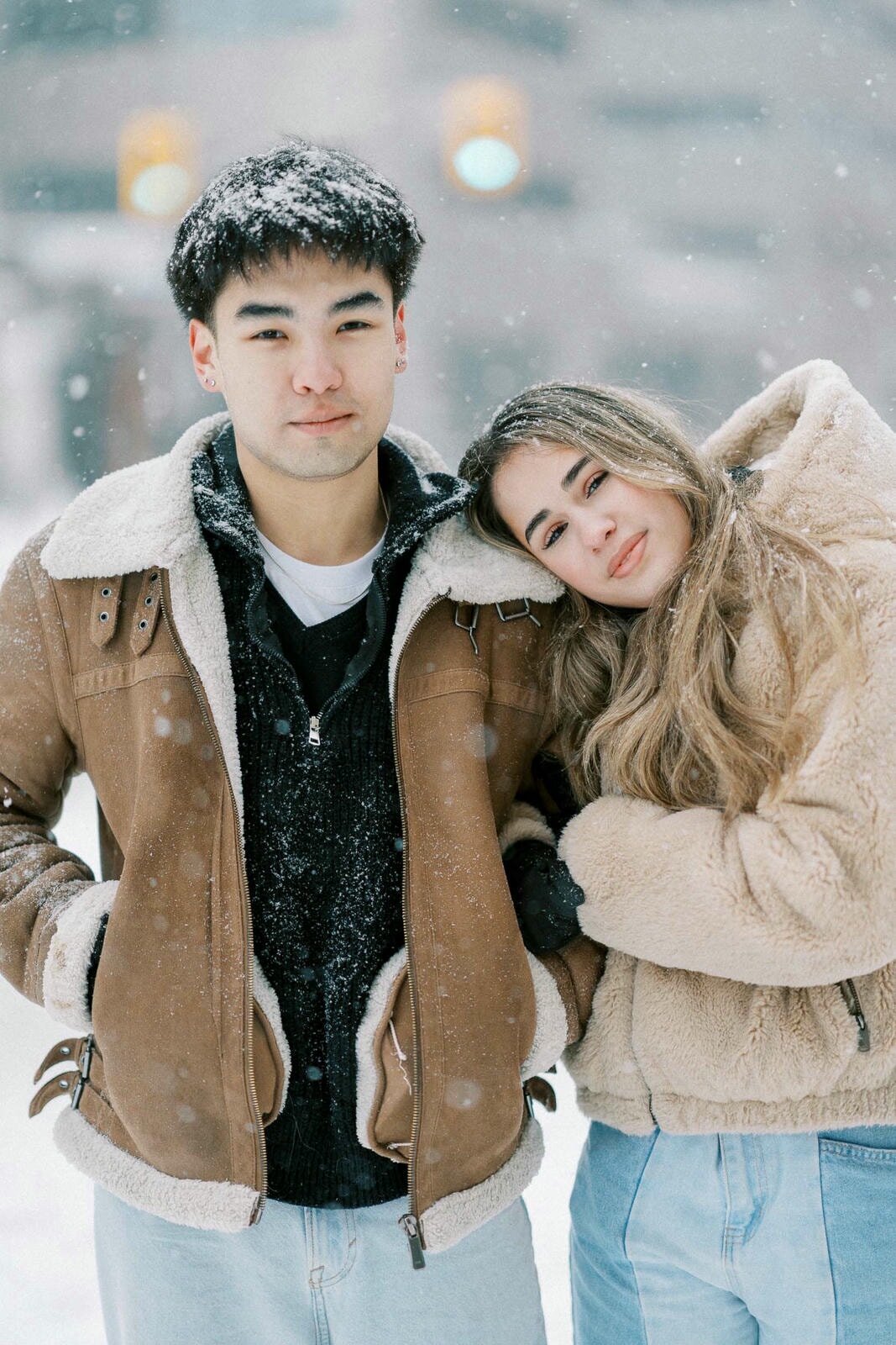 E10-Winter-snowy-engagement-photoshoot-in-Toronto-Zhan-and-Tina-2025-02-16-2500px-1010