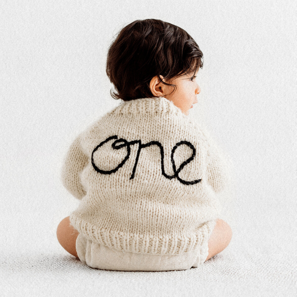 LittleWhitePhotography-Cake-Smash-19