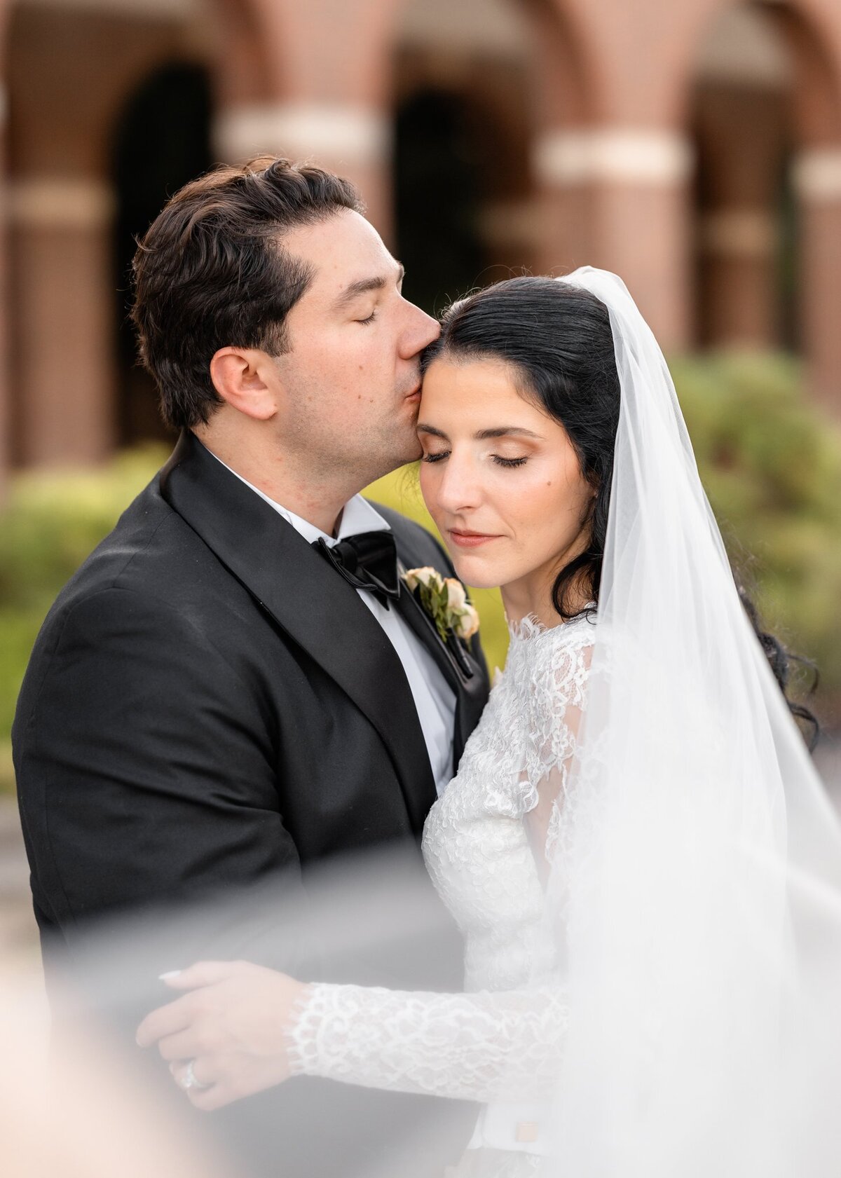 CarlaandTJ_HallofSpringsWedding_CouplesPortraits-71