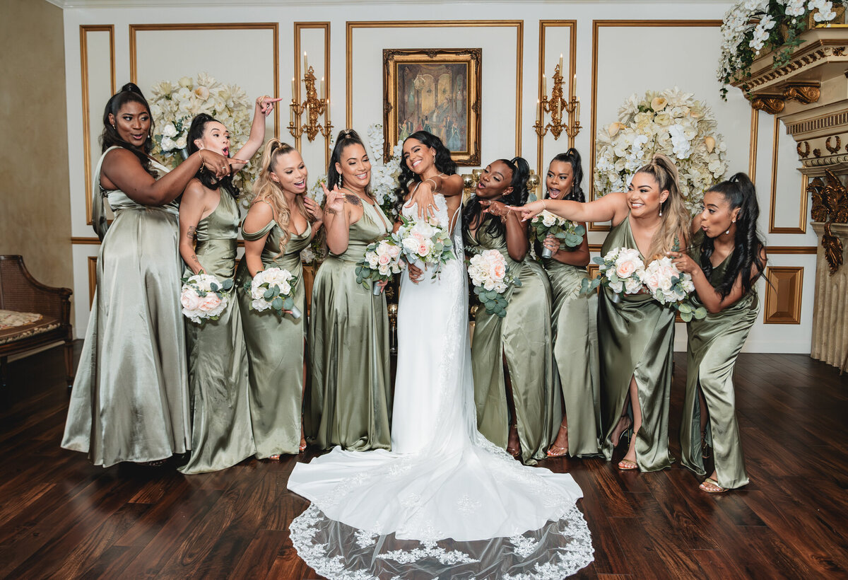 Balcony-Ballrom-Bridesmaids-Cierra-English-Photography