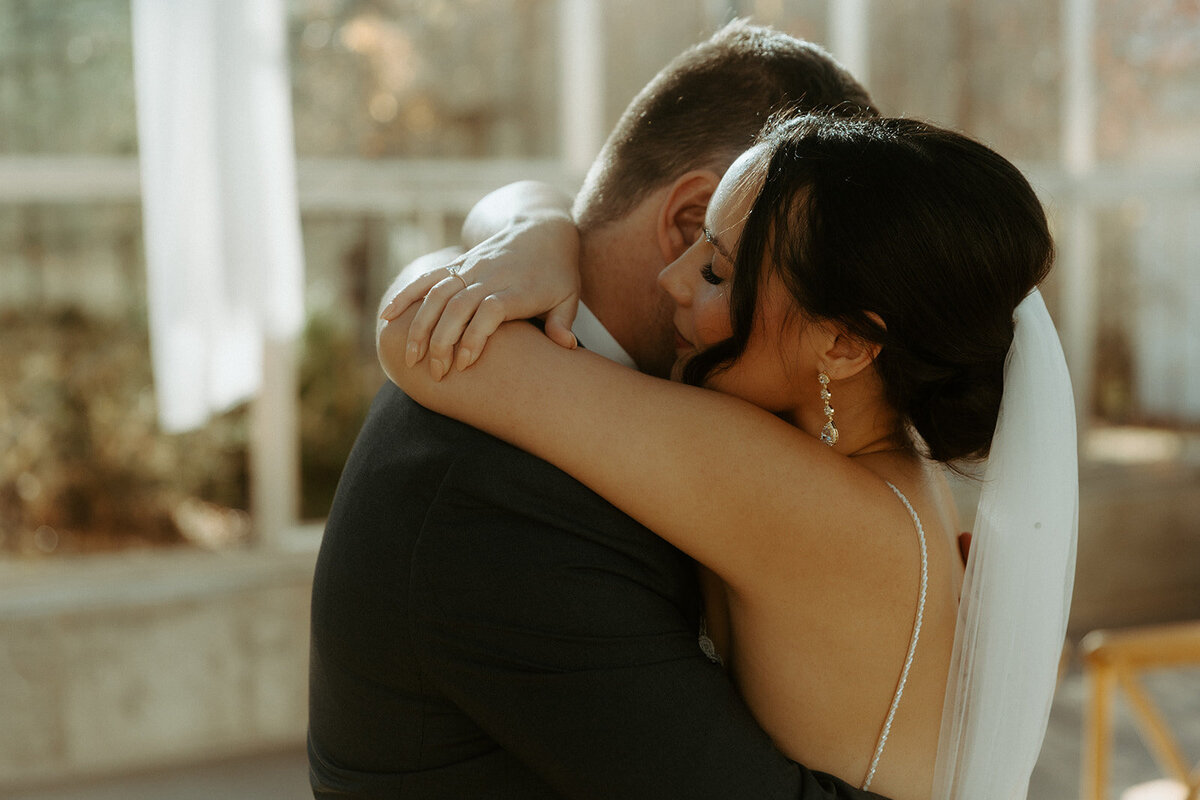 Ivy House Saugatuck Fall Wedding-26