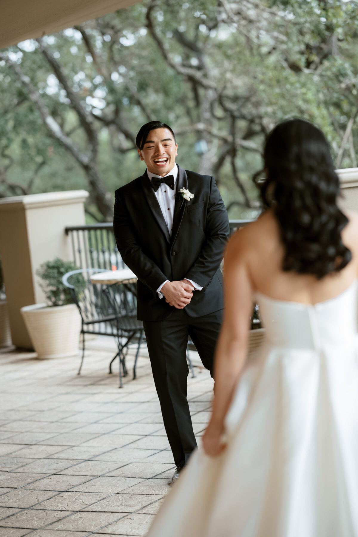 A photo of the couple during their first look at the Hotel Zaza