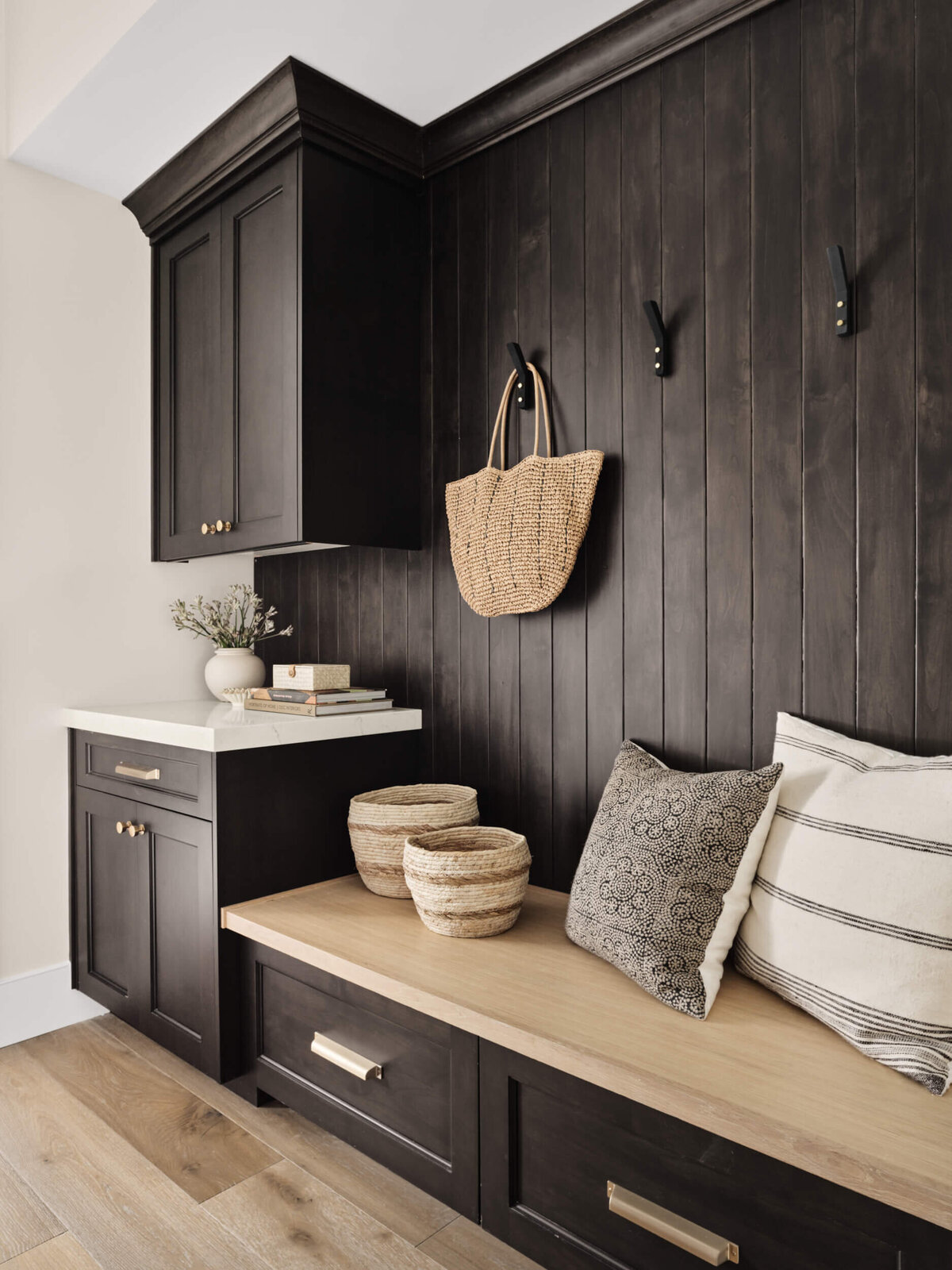 014 A Lively Haus W Gold Dust catch all 8365 - Web