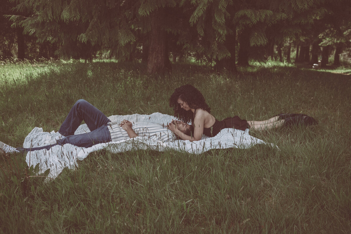 Couples - Couples Adventures - Couples Session - Seattle - PNW  - Elopement Photographer - Tiffanyrudephotographer-61