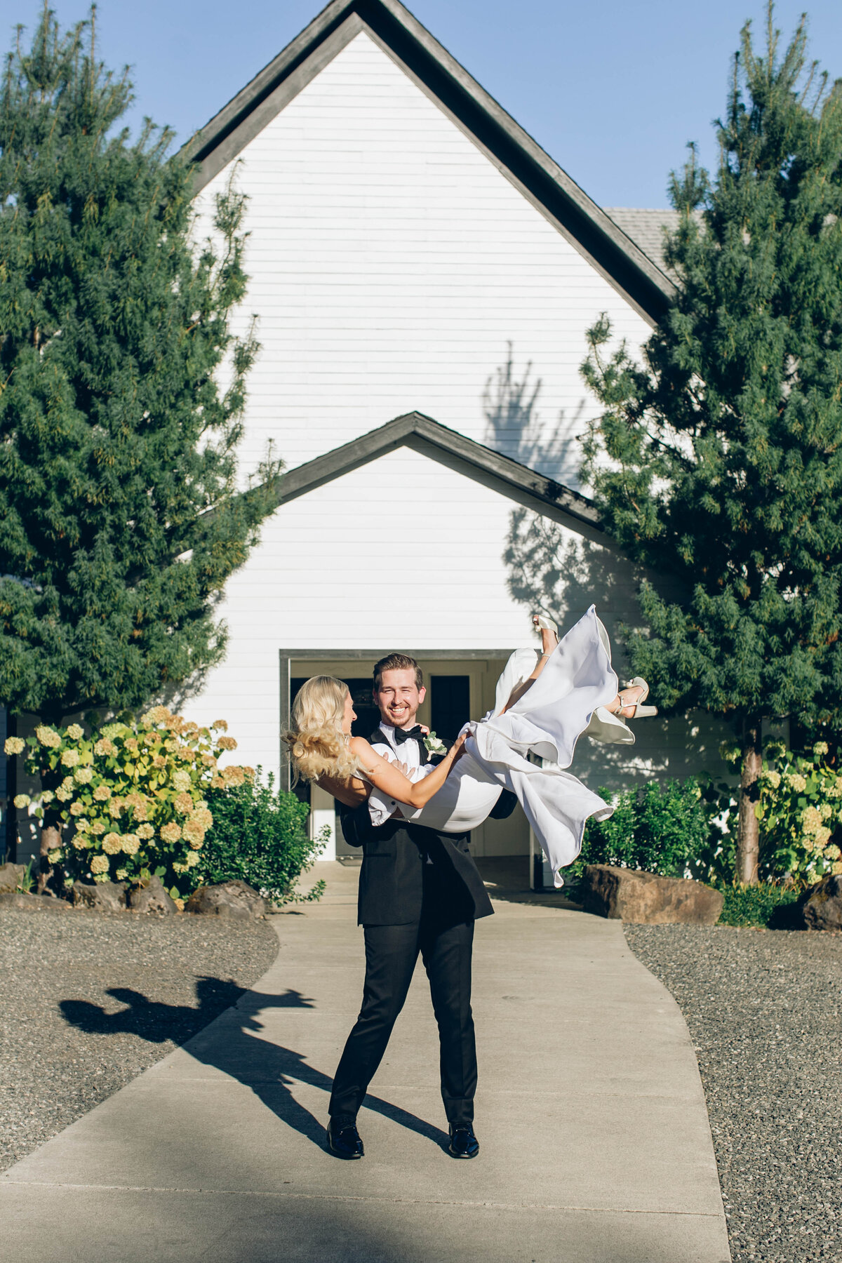 Abby-Michael-Cape-Horm-Wedding-ANIKO-79