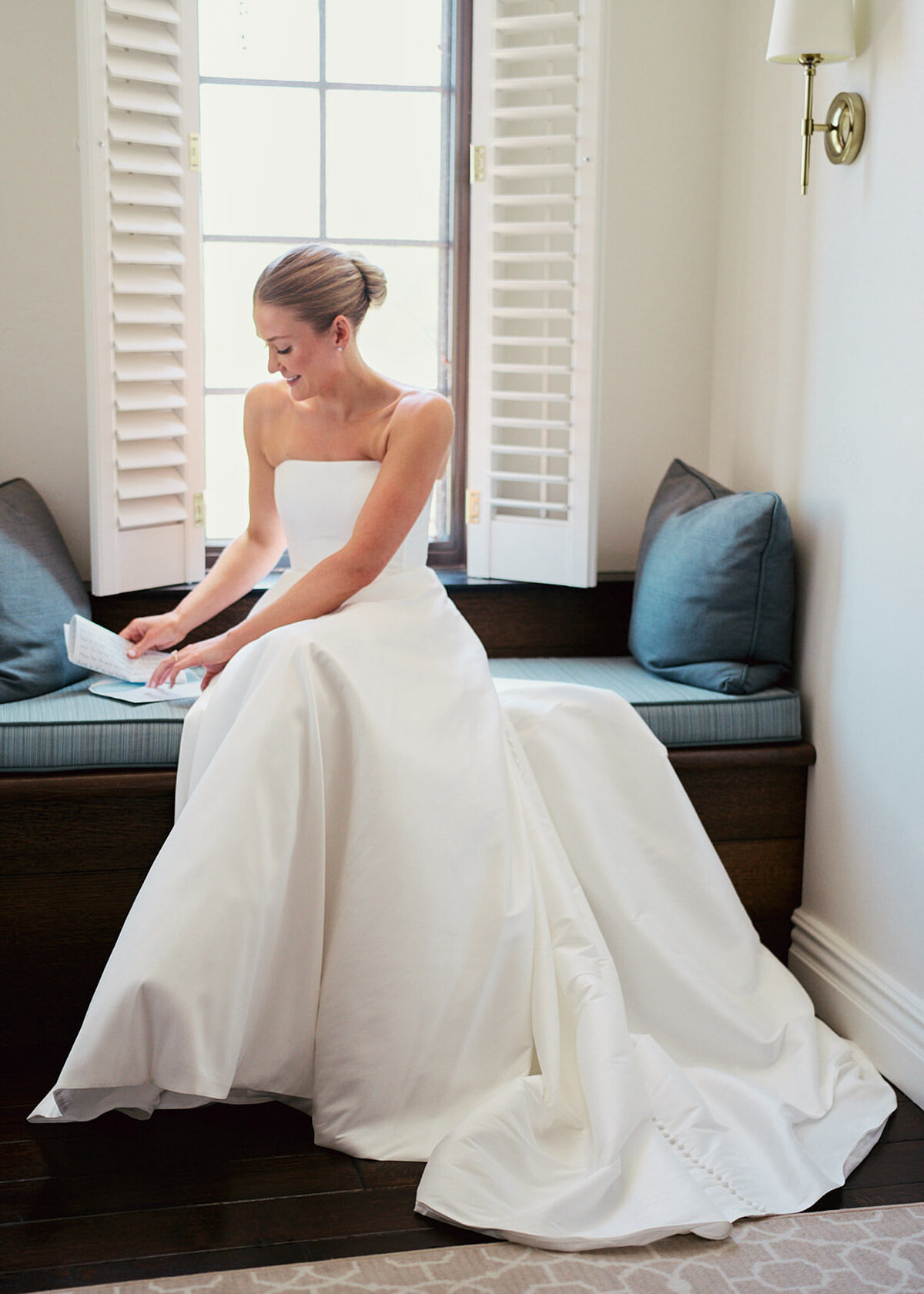 EDW-Bride-reading-vows