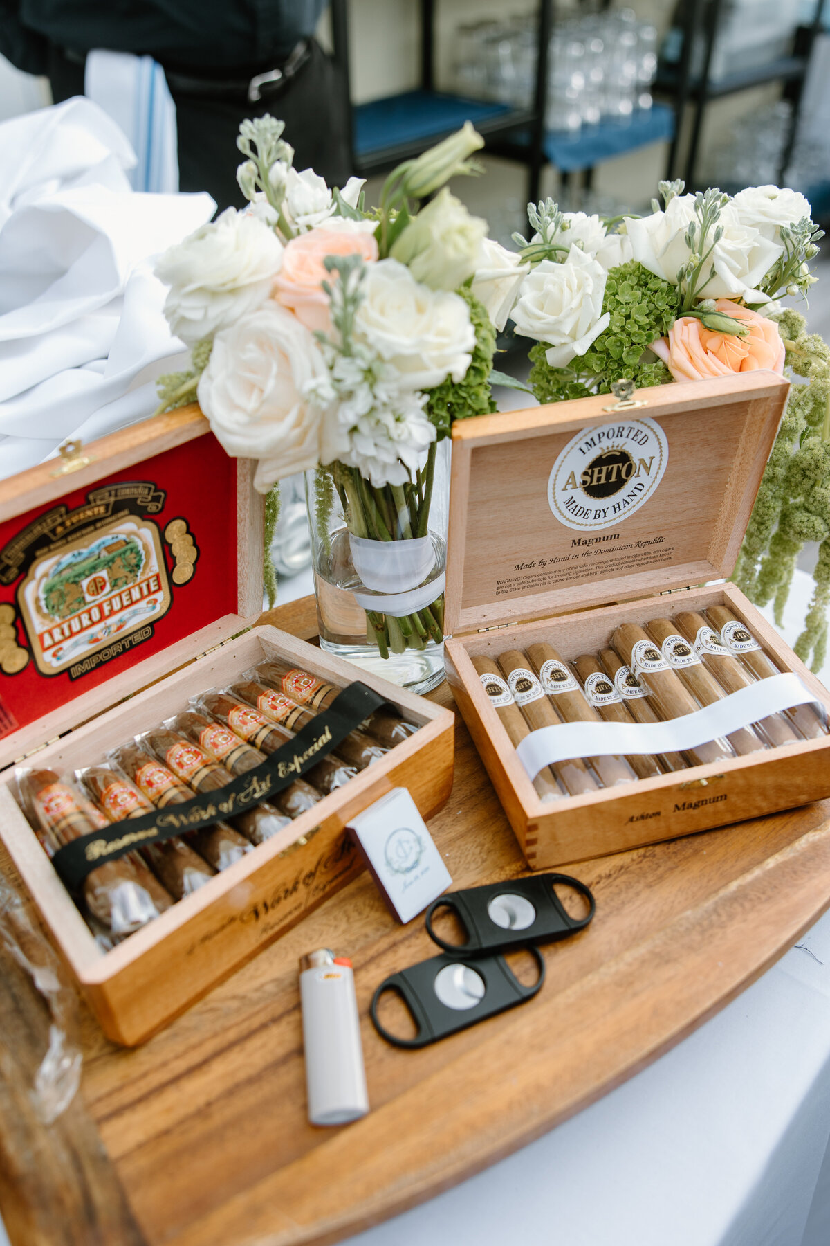newport-harbor-island-wedding-cigars