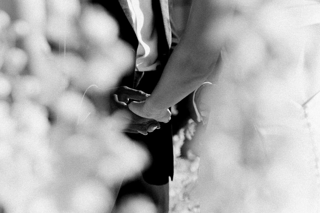 Theater On The Lake Modern Wedding_4