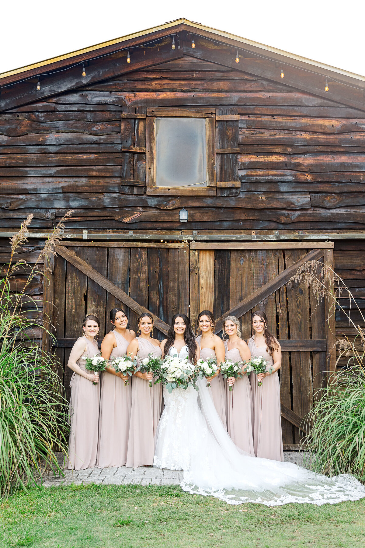 Florida-Rustic-Barn-Weddings-May-2024-29