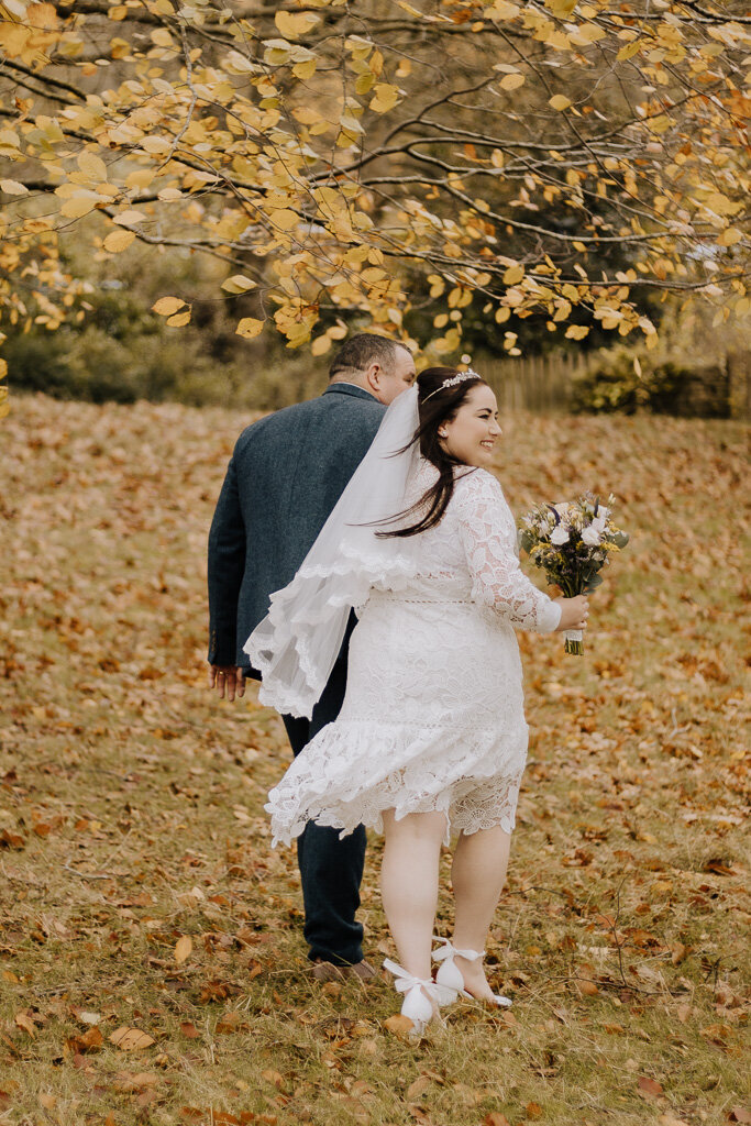 Holmes wedding photography - bakewell registry office then chatsworth estate, derbyshire- Nostalgia photogra (19)