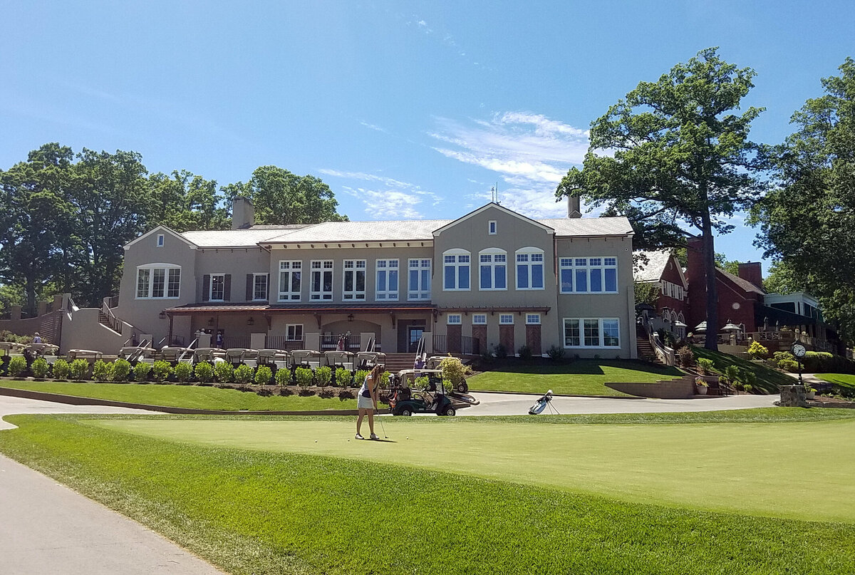 practice green at Fox Chapel Golf Club