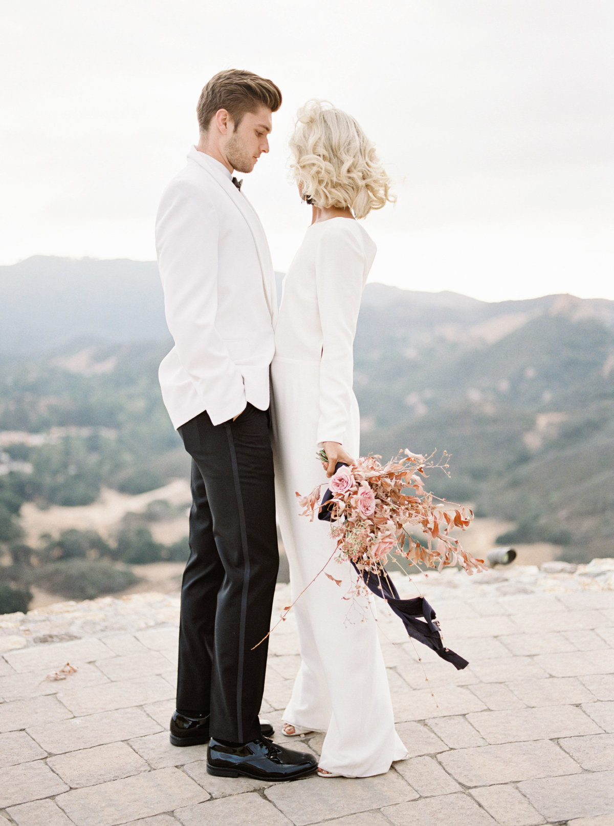 Babsie-Ly-Photography-Fine-Art-Film-Wedding-Photographer-Malibu-Rocky-Oaks-Vineyard-Estate-California-bride-editorial-2018-001