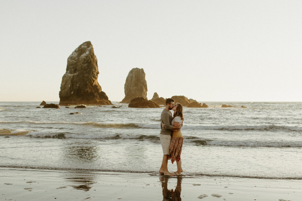 AhnaMariaPhotography_Engagement_Oregon_Alyssa&Matt-2