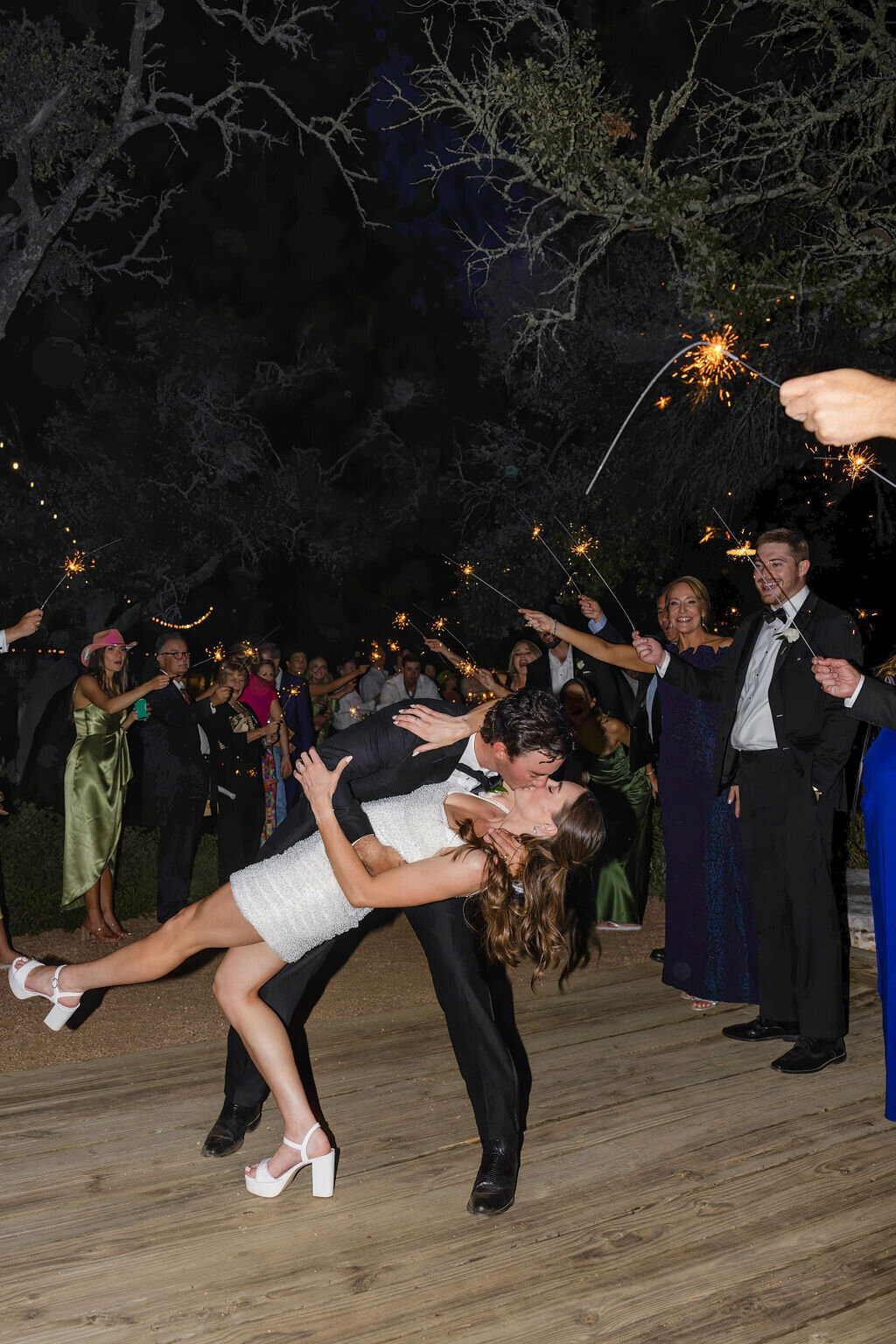 Lauren+Zachary_Needsample-26-topaz