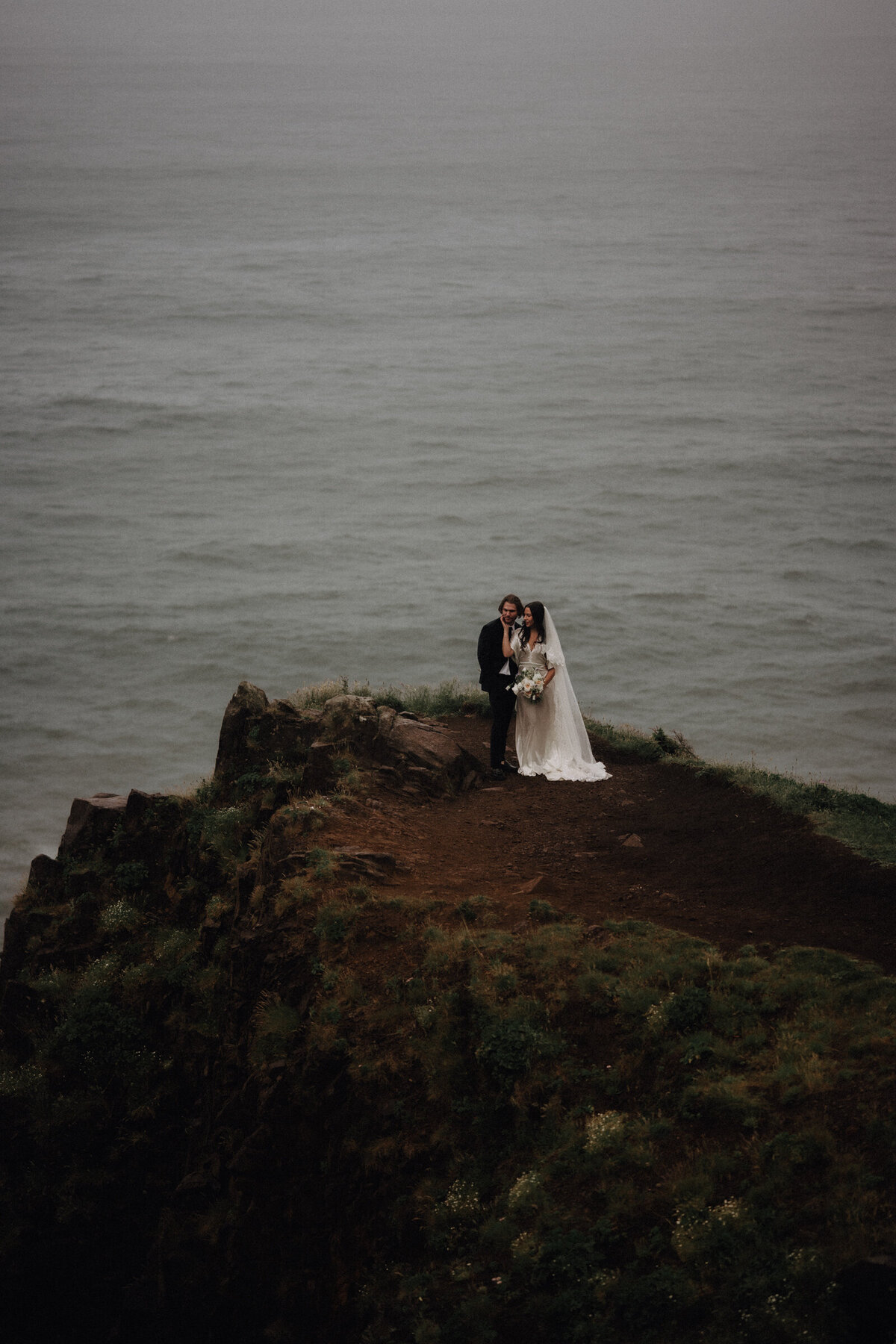 tatianasardozphotography-bcelopementpackages-britishcolumbiaelopement-elopebritishcolumbia-bcelopement-vancouverelopementphotographer-51