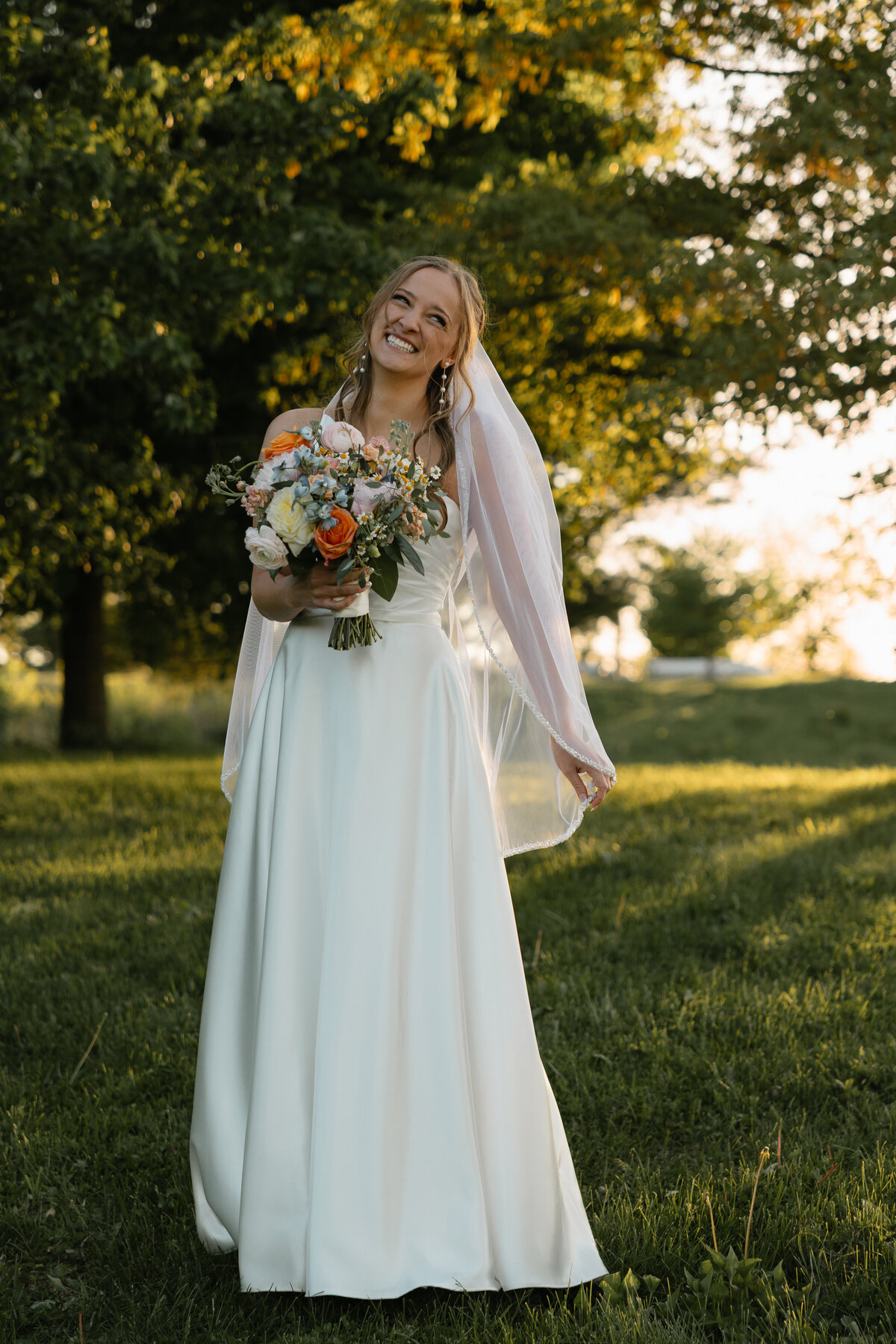 Sydney and Brant's Rustic Midwest Wedding Photography-589
