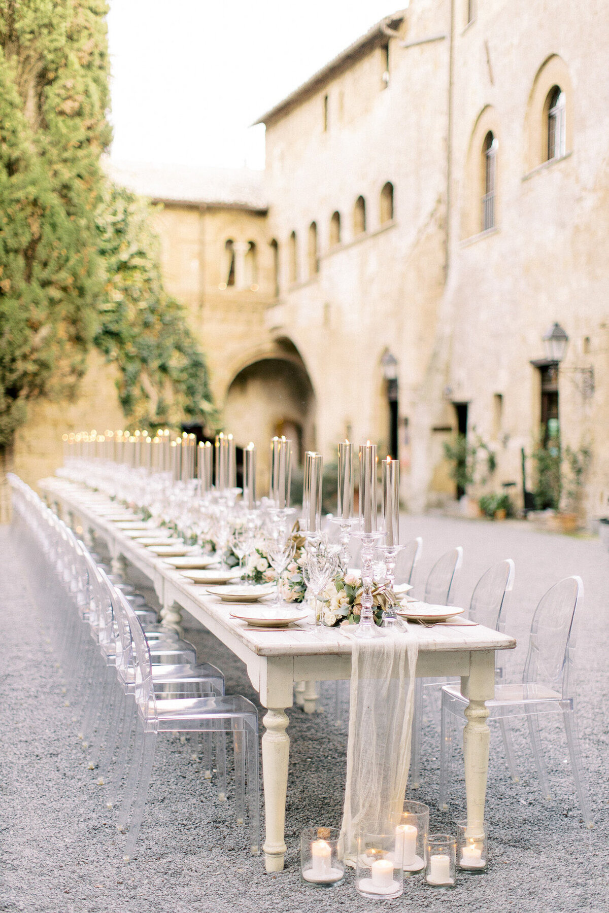 Maïlys Fortune Photography Husband Wife Wedding Weddings Photography France Switzerland Italy Timeless Dreamy Imagery Bilingual French English Destination Weddings Destination Wedding Provence French Riviera Paris Lake Como Tuscany125