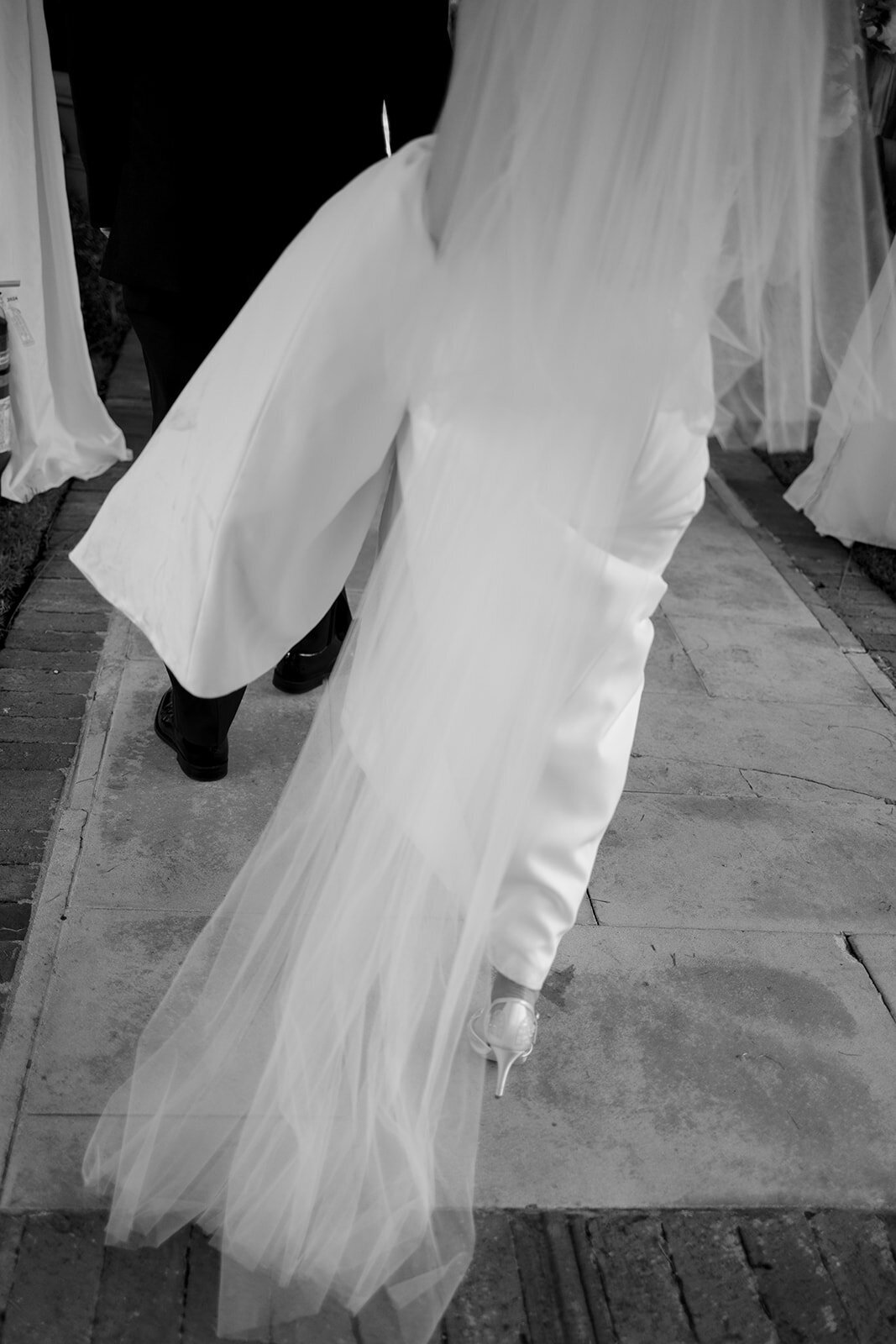 8. Newly Weds_SunnyLeePhoto-27