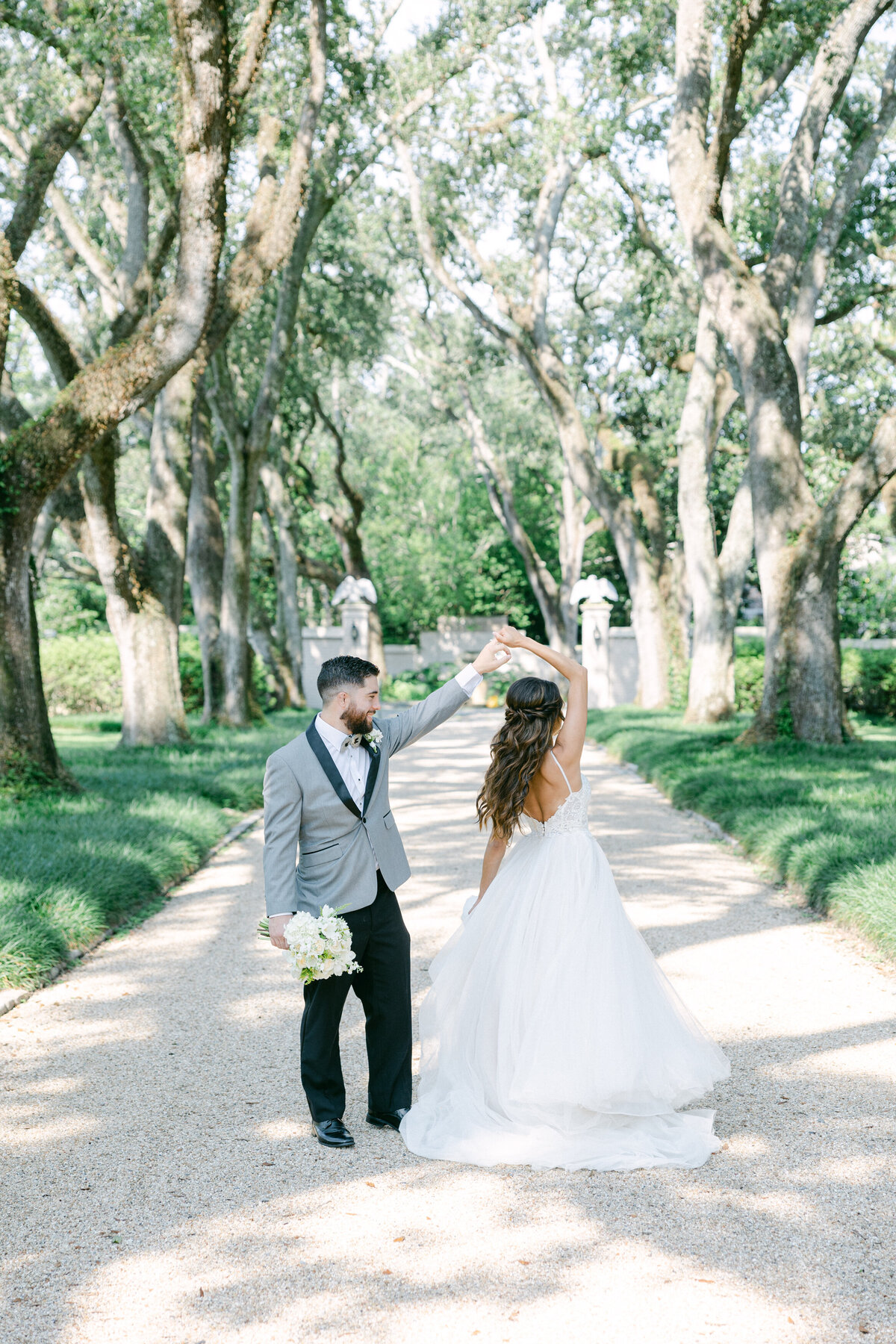 New_Orleans_LongVue_House_and_Gardens_anniversary_session_Alyse_and_Ben_Photography-2240