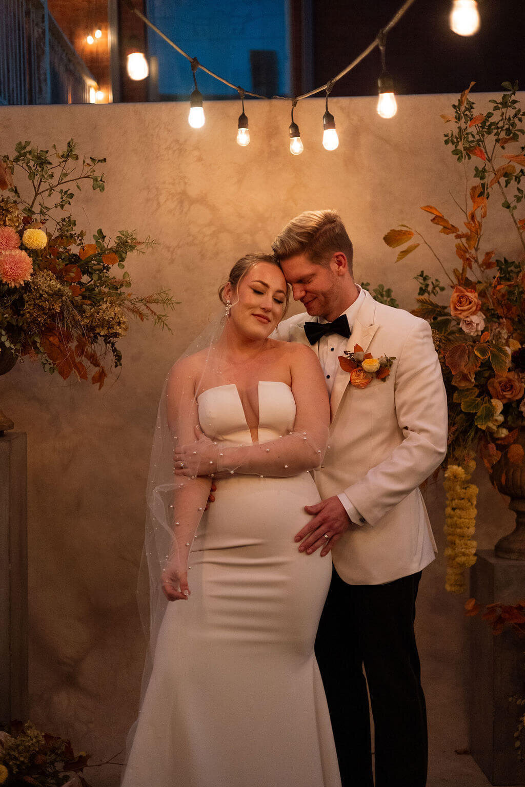 96-intimate-downtown-nashville-fall-wedding-modern-vintage-events