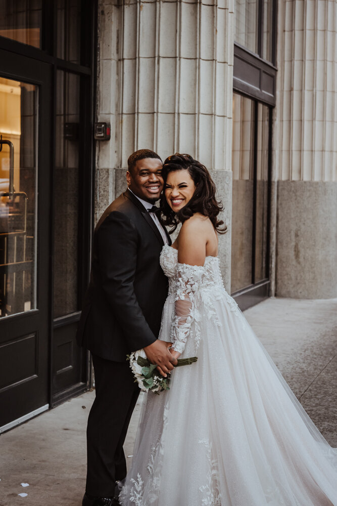 just-married-wedding-portrait-surety-hotel-des-moines-wedding-photographer-storyteller-collective-photo-co