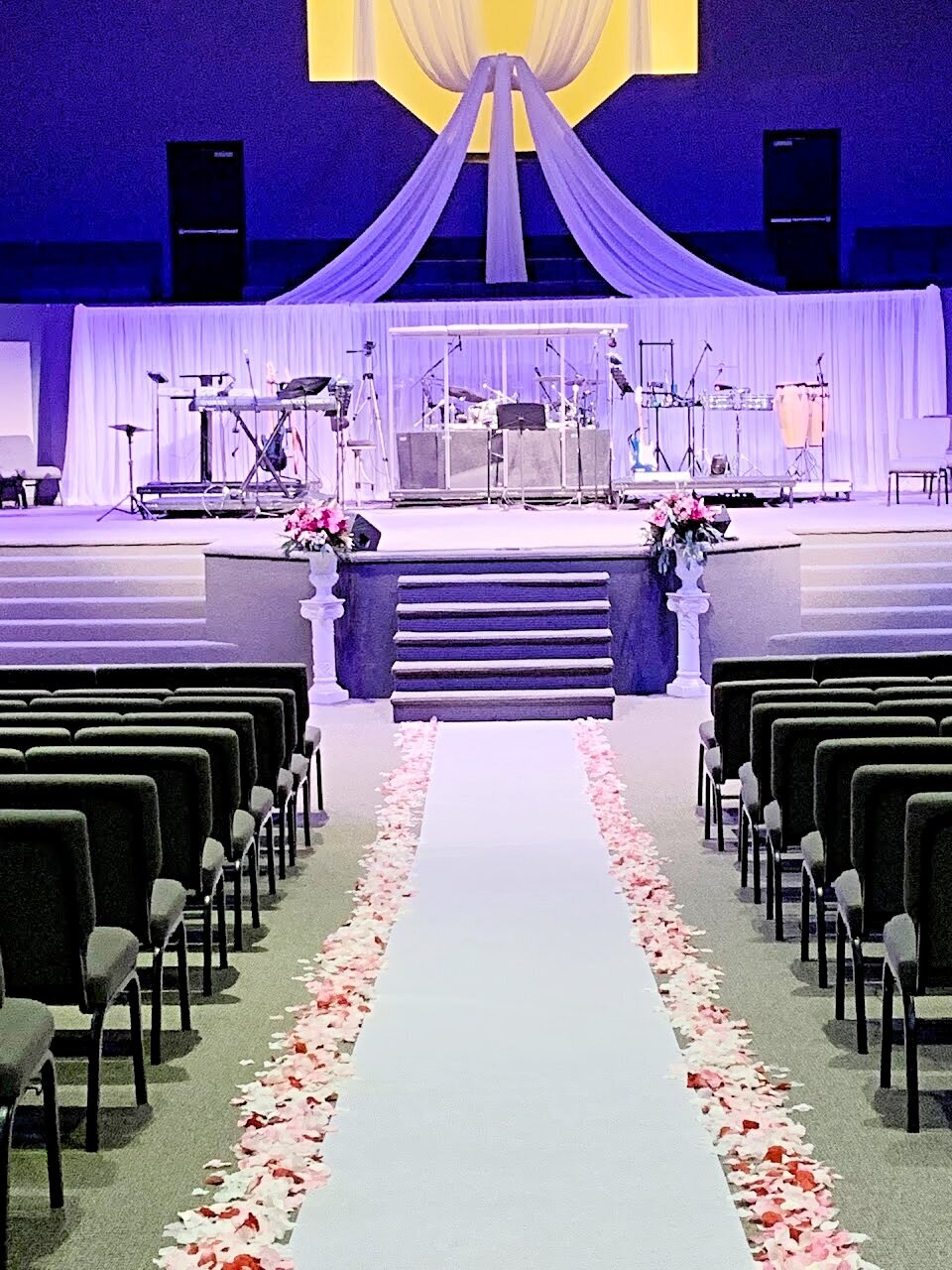Stage-drapes-for-theater-professional-event