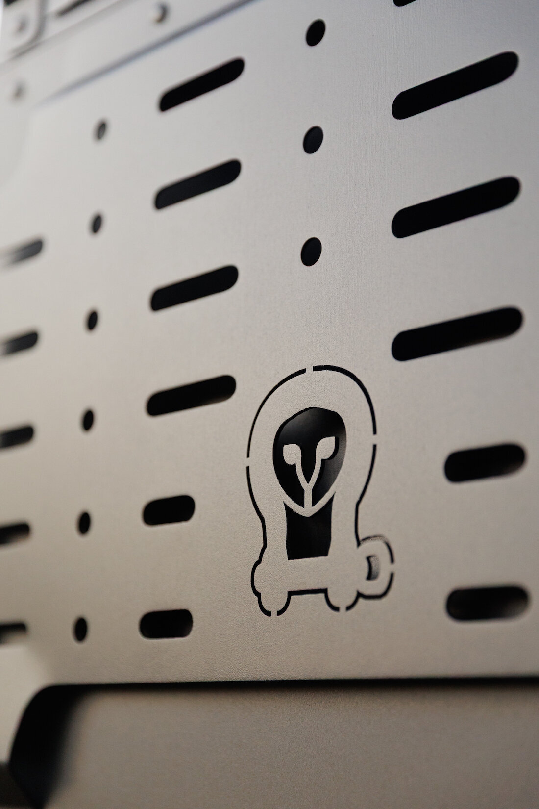 5_PawPrintsPitStops250918_BMV_SlowFastcreative_1035