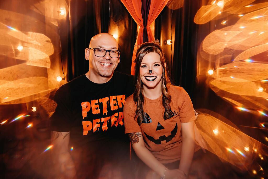 Vesper-and-Vow-Bemidji-Minnesota-wedding-and-elopement-photographer-coordinator-planner-dark-hallowedding-costume