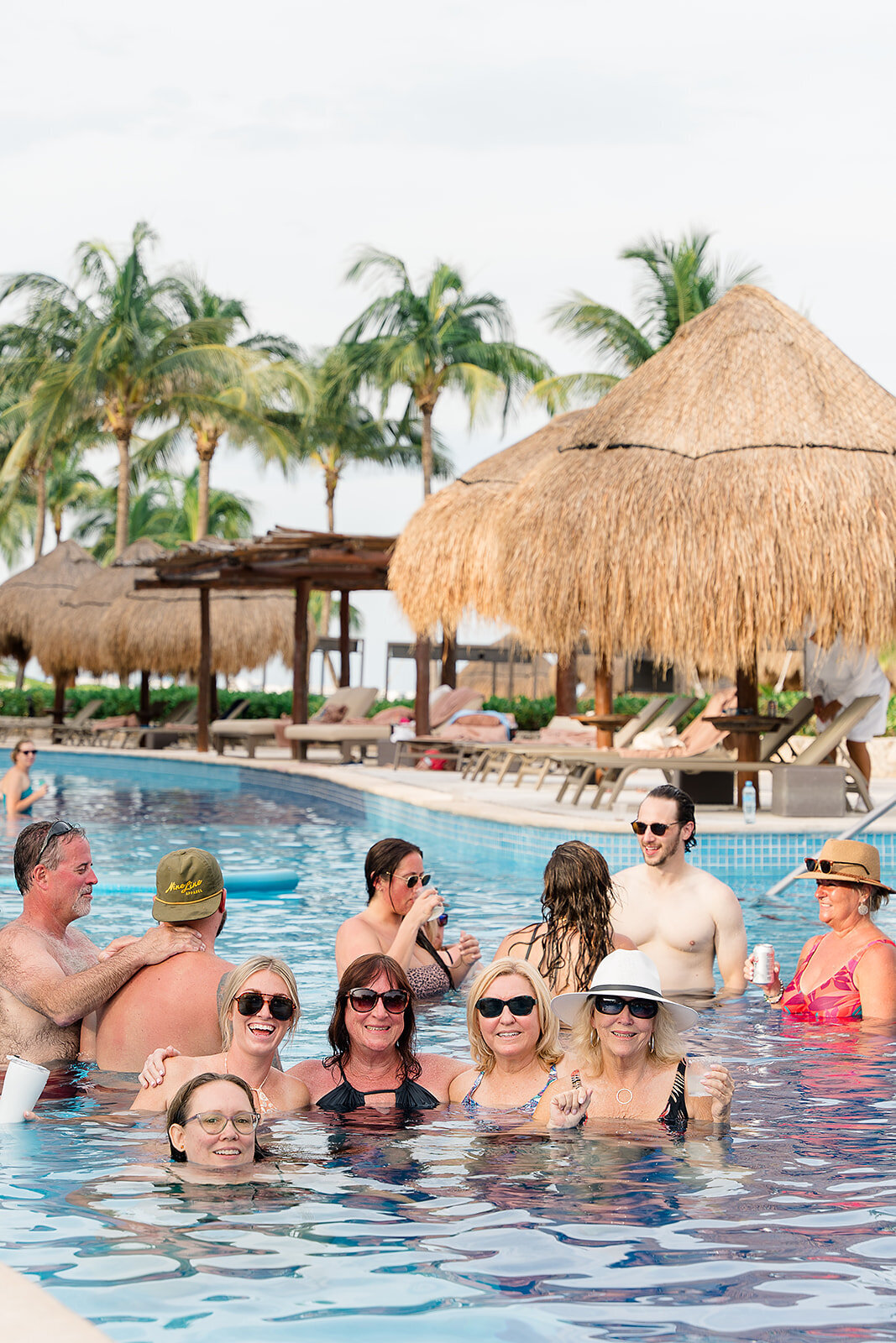 Cancun-Mexico-T&K-Pool-Kristen-Thomison-36