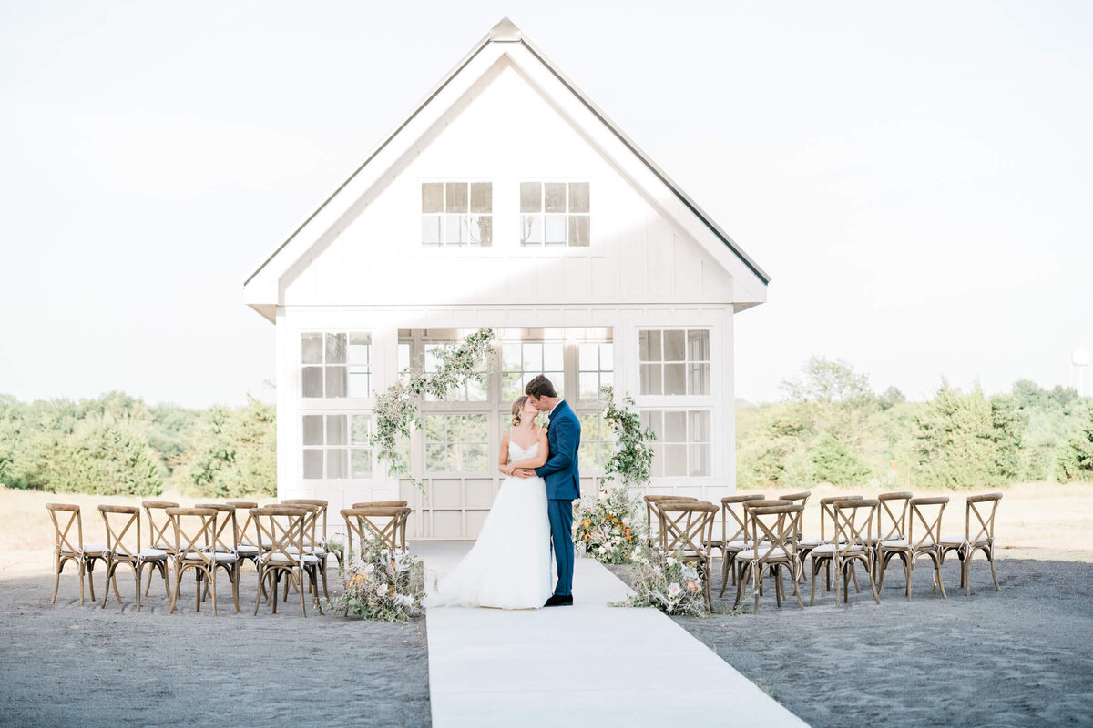 Dallas, Fort Worth Wedding and Engagement Photography by White Orchid Photography