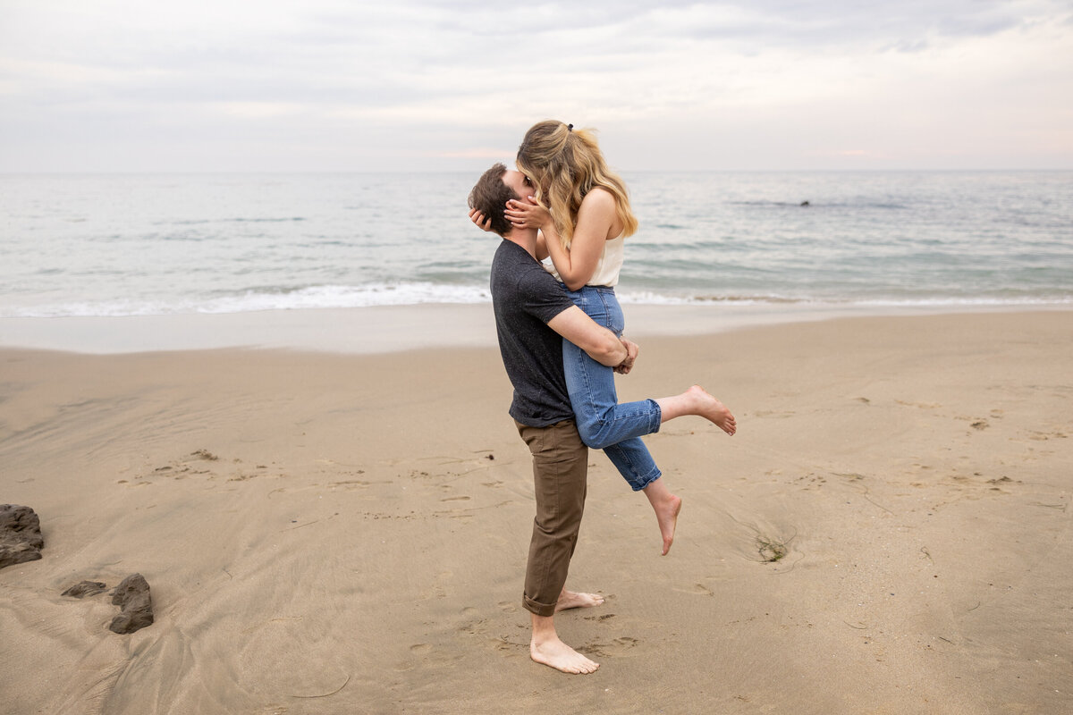 Temecula Wedding Photographer-058-119-AM-Heisler-Park-Laguna-Beach-Engagement Photography