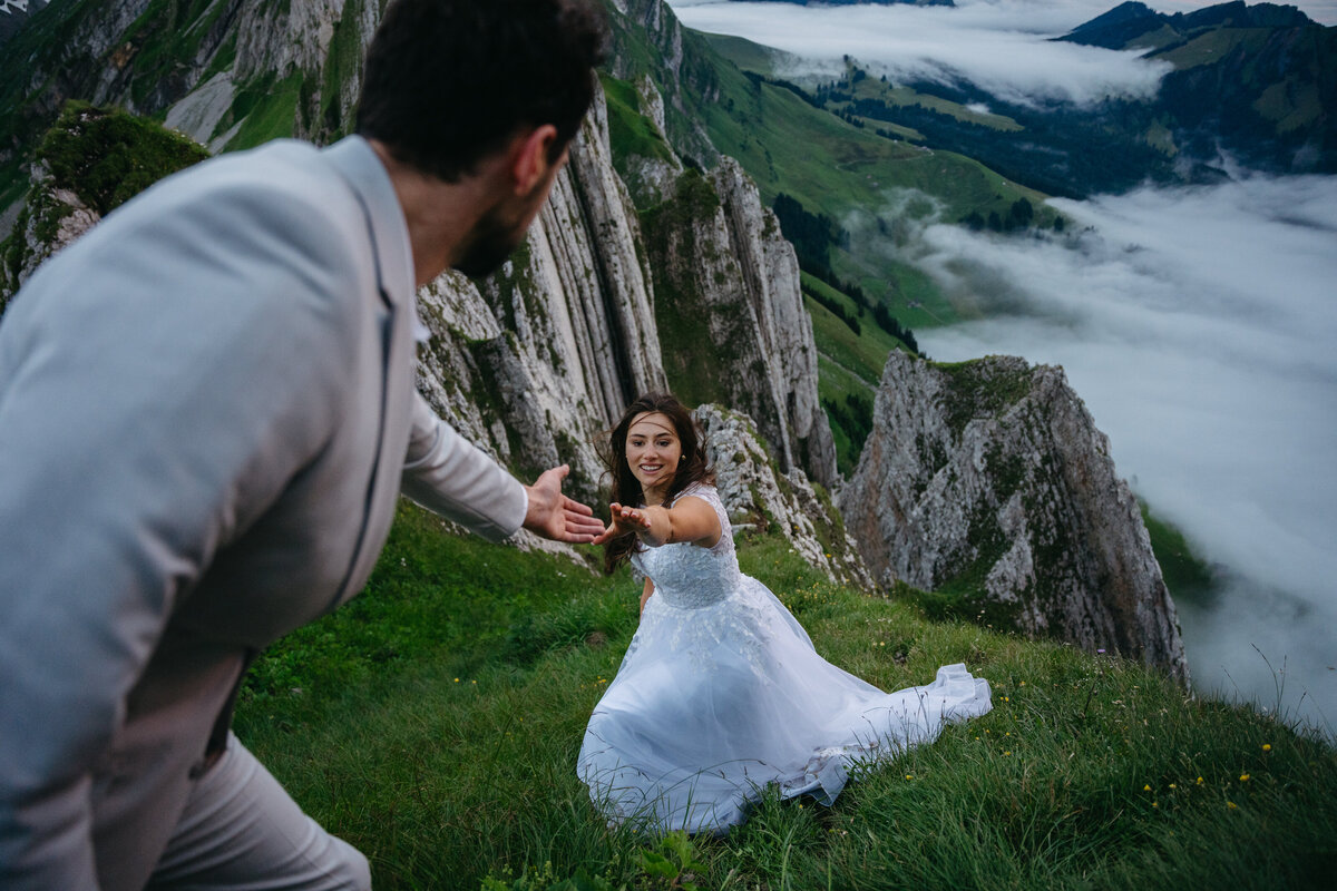 Couple eloping in the Swiss Alps
